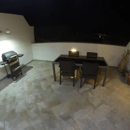 Stunning Penthouse. Fully A/c 95sqm One Bedroom Apartment Żejtun