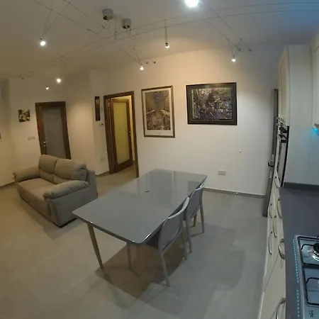 Stunning Penthouse. Fully A/c 95sqm One Bedroom Appartement Żejtun