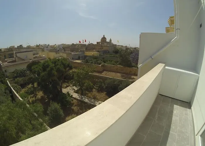 Apartament Stunning Penthouse. Fully A/c 95sqm One Bedroom *